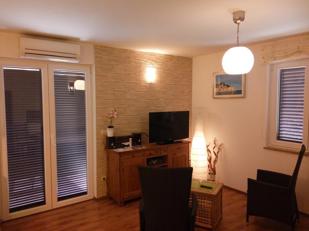 Apartment Asparagus Rovinjsko Selo Exteriör bild
